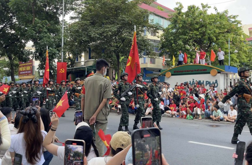 Lần Đầu Tiên Được Xem Diễu Binh – “Concert Quốc Gia”: Một Trải Nghiệm Mãi Không Thể Quên!